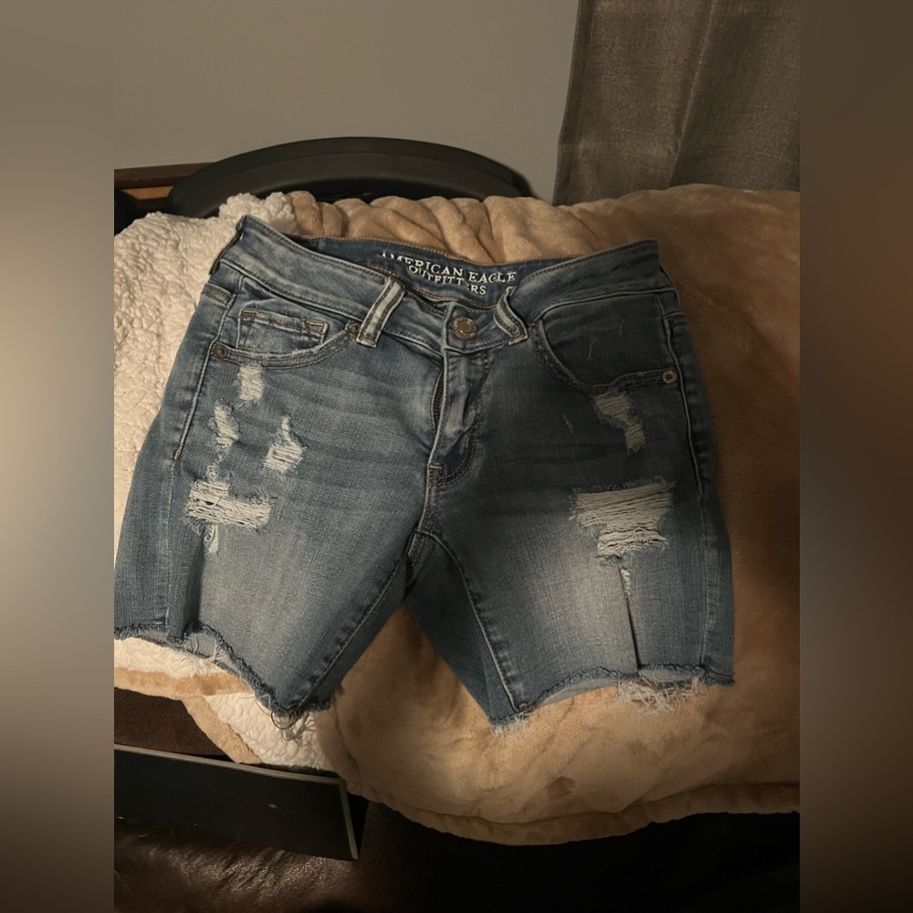 AE shorts